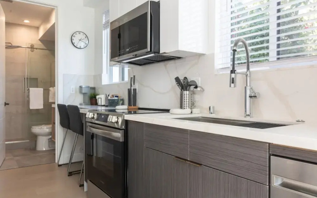 Scandinavian-style 1BR Apartment Built 2024 p81
