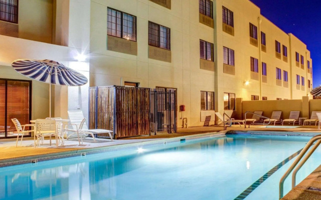 Spark By Hilton Tucson Airport