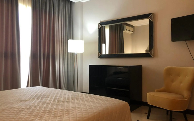 Domizia Palace Hotel