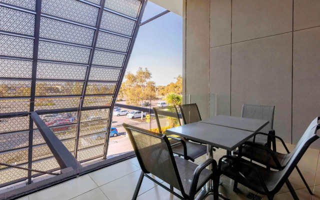 Mantra Melbourne Melton