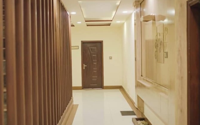 Kashmiri Lodges