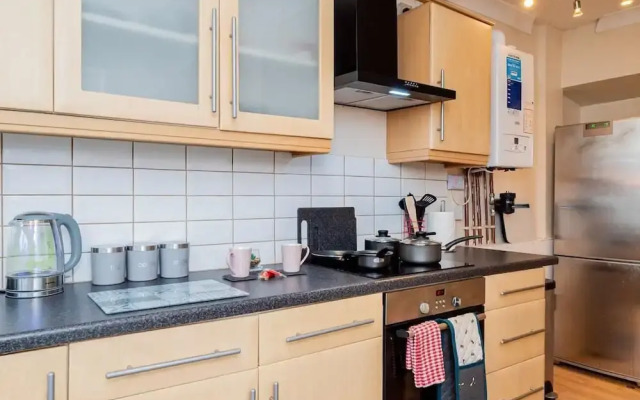 Cosy Birmingham House With 3 Bedrooms