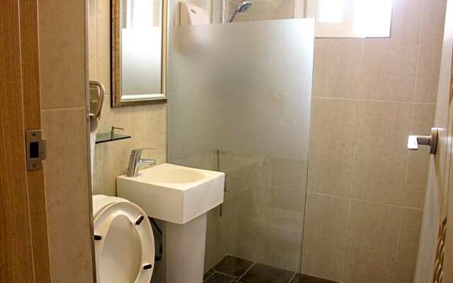 Sinsa Residence and Guesthouse