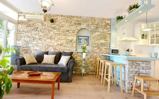 Bay House Rosohotnica