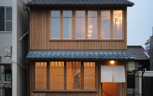 utsuwa Designed Hostel