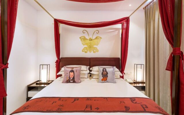 Longmen Impression Hotel