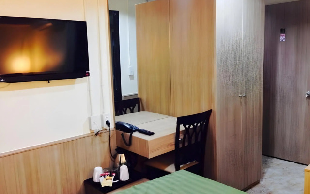 Sukhumvit 20 Guest House