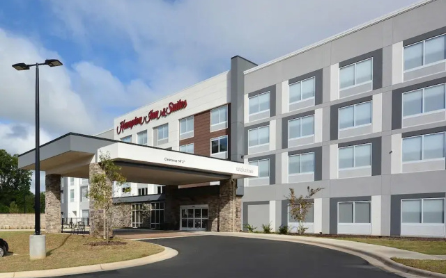 Hampton Inn & Suites By Hilton Charlotte North I 485