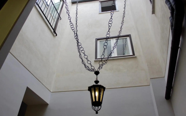 VUCCIRIA 57 nel cuore pulsante della movida !