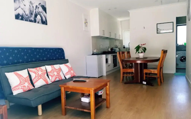 New Smart Home Nearby Plaza