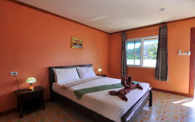 Phi Phi Sand Sea House