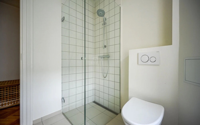 Sanders Frontier - Nice 2-bdr Apt Near Harbour