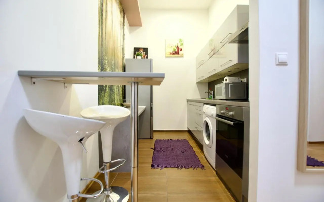 Premium Apartment by Hi5 - Vitkovics Suite