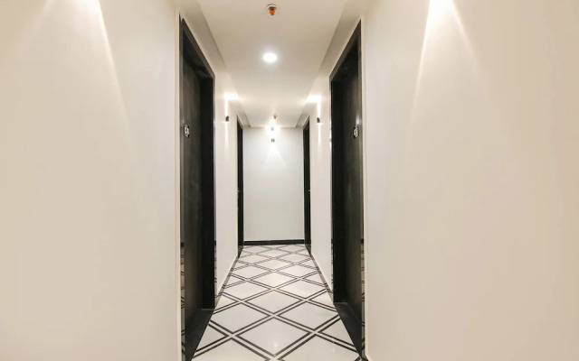 FabHotel Greysky