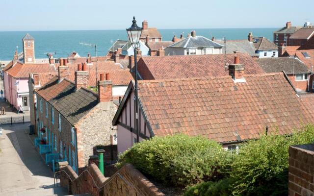 Little Chequers