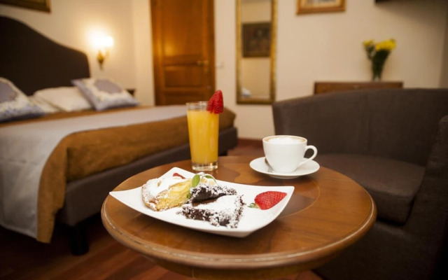 AM Collection Florence