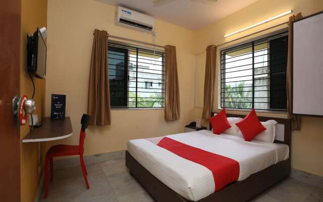 OYO 14633 Lakeview Guest House