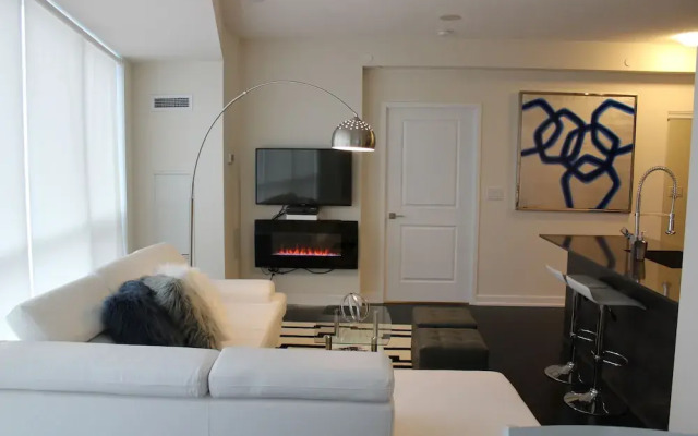 Executive Skyline Suites