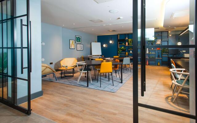 Hampton by Hilton London Park Royal