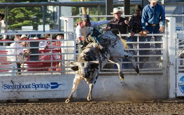 Storm Meadows Club B Condominiums