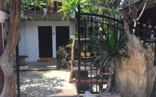 Manotemple house