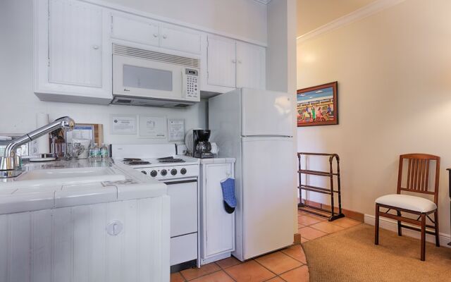 The Caribbean Court Boutique Hotel
