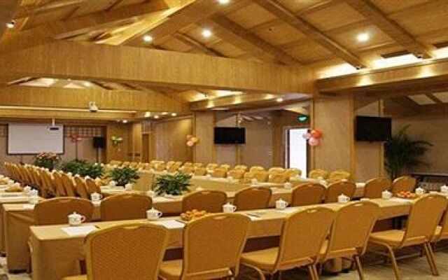 Zhongyan Ruihua International Hotel - Dujiangyan
