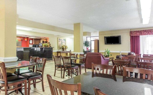 Clarion Pointe Statesville