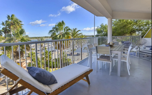 CANAMI... Luxury apartment with best sea views.