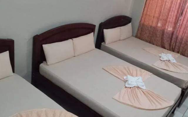 Madid's Inn Boracay