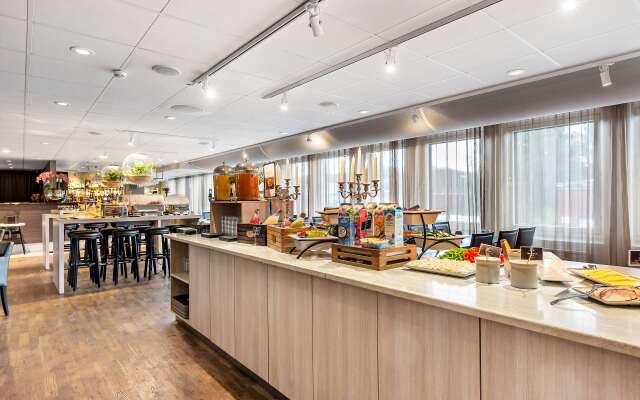 Best Western Arlanda Plus Park Airport Hotel