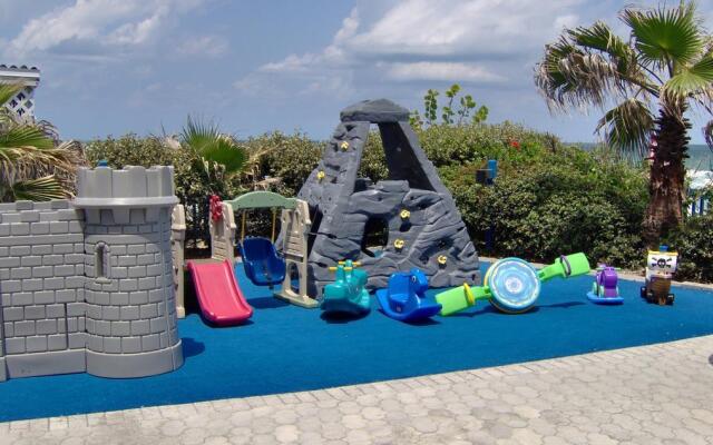Islander Beach Resort