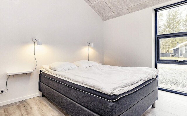 6 Person Holiday Home in Hals
