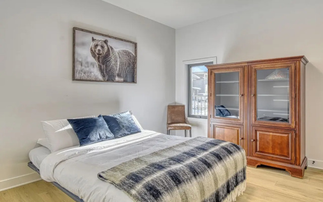 105 Verbier Building 12