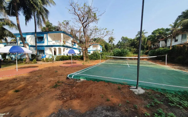 Paradise Village Beach Resort
