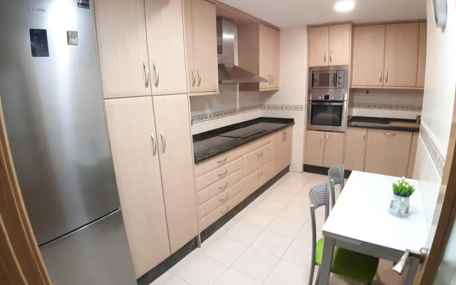 Apartamento Grande - Castillo Santa Barbara