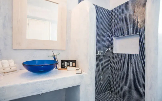 Fabulous pool villa near the beach by VillaRentalsgr