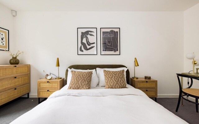The Walworth Hideout - Elegant 2bdr Flat