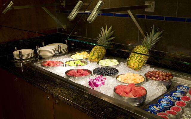 DoubleTree by Hilton Hotel Norwalk