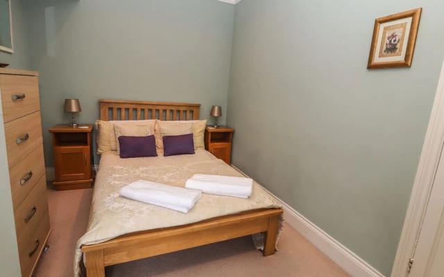 12 Deva Terrace