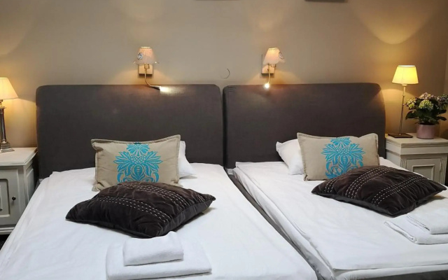 Riviera Resort Modlin Airport