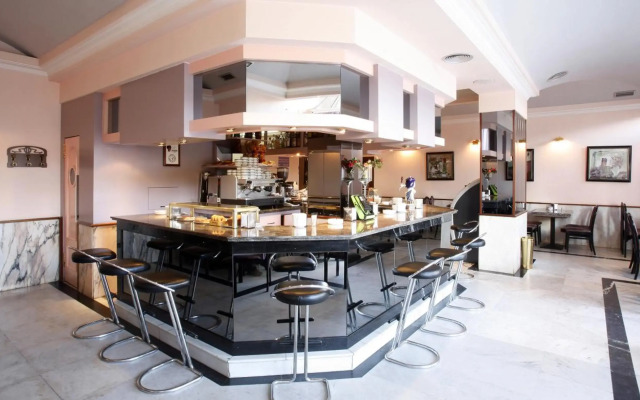 Hotel Alcomar