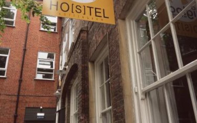 Igloo Hybrid - Hostel