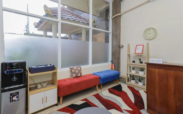 RedDoorz Syariah near Universitas Jember