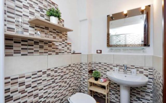 Cavour Square Apartment