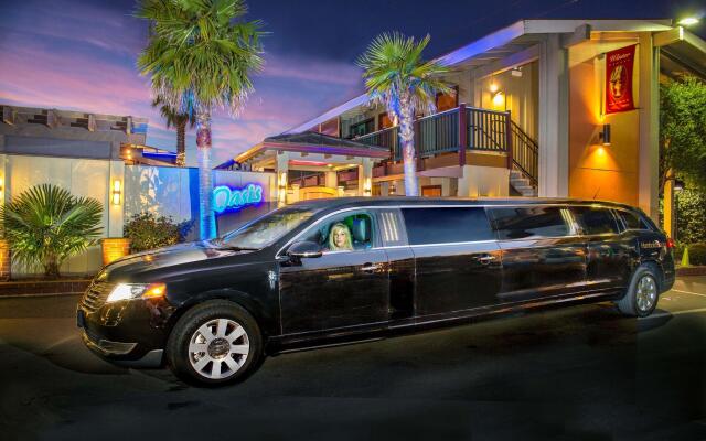 Best Western Plus Humboldt Bay Inn