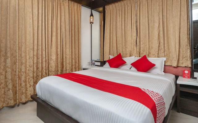 Capital O 18946 Admire Suit Hospitality