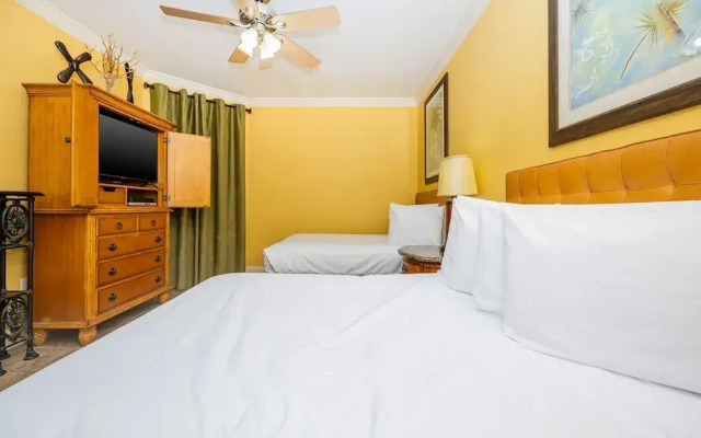 Phoenix Ix 1405 3 Bedroom Condo