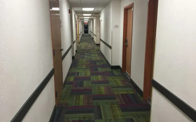 Home Town Inn Ringgold