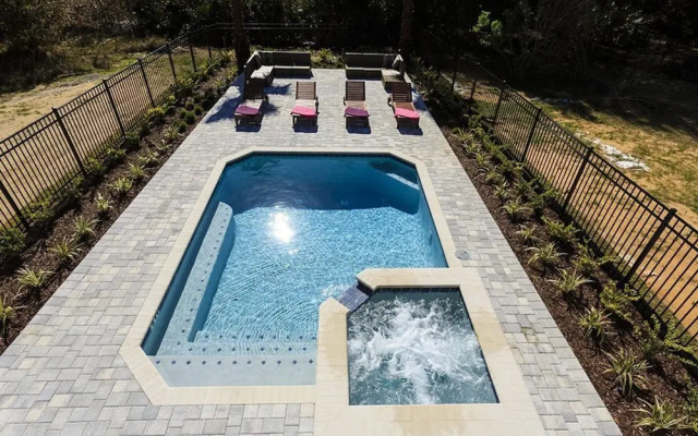 W216 - 5 Bedroom Luxury Villa Near Disney